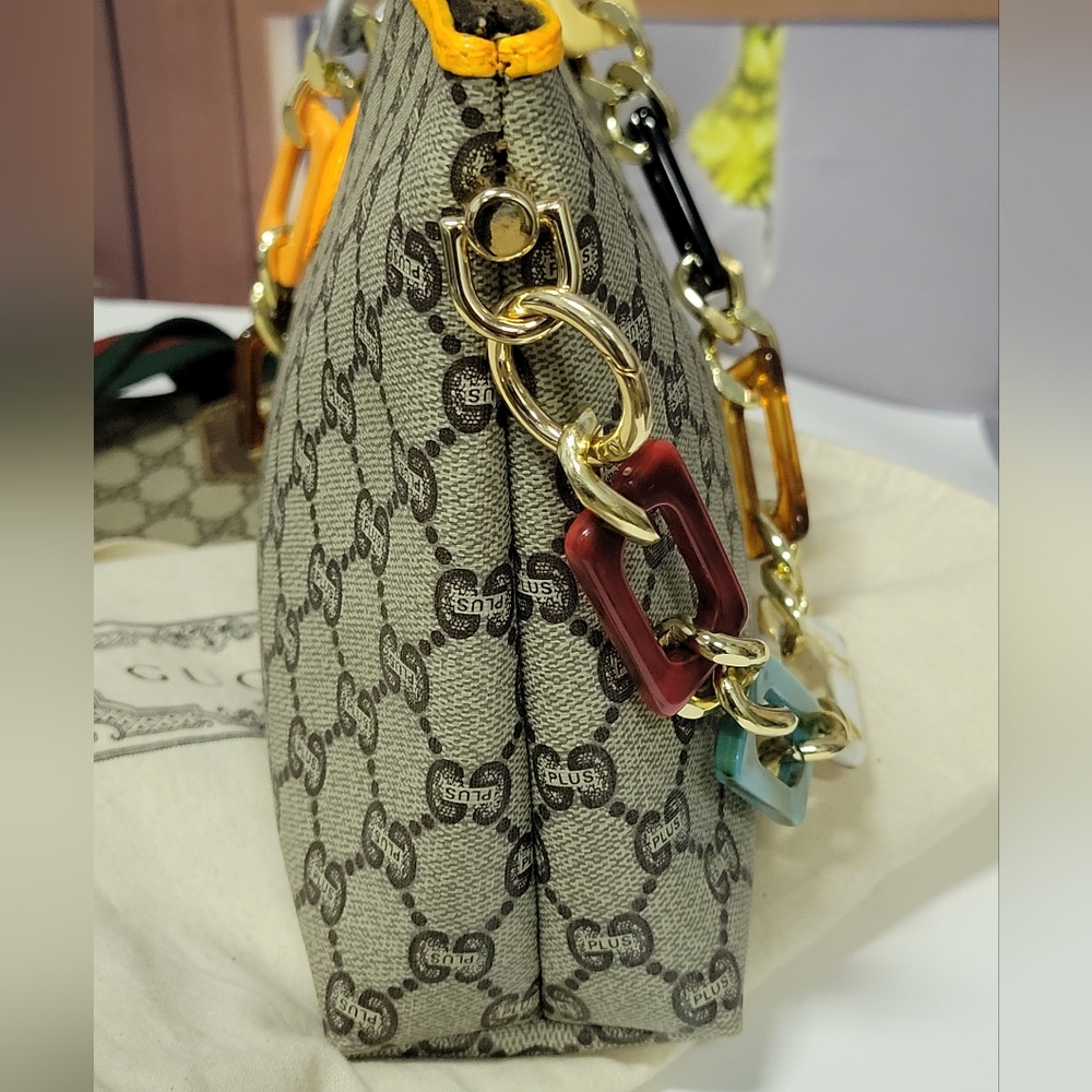 AUTHENTIC GUCCI Plus, Vintage, Clean, Excl. Cond. Custom Trim, Clutch/Bag - Picture 4 of 16